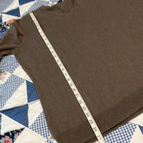 ⭐️ 5/$20 ⭐️ Worthington V-neck Sweater - Picture 6 of 7